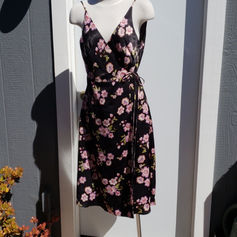 Lumiere wrap dress floral